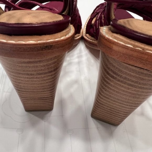 eight fifteen "Phoebe" chunky heel sandals w/ ankle wrap size 6.5 color "Berry" - Picture 2 of 7